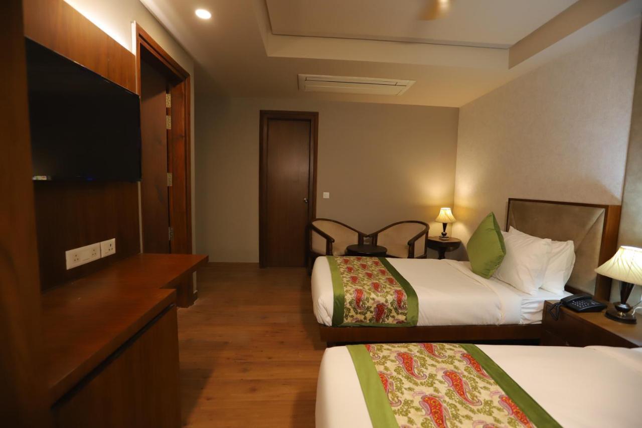 Ip Royal Hotel - Neu-Delhi Exterior foto