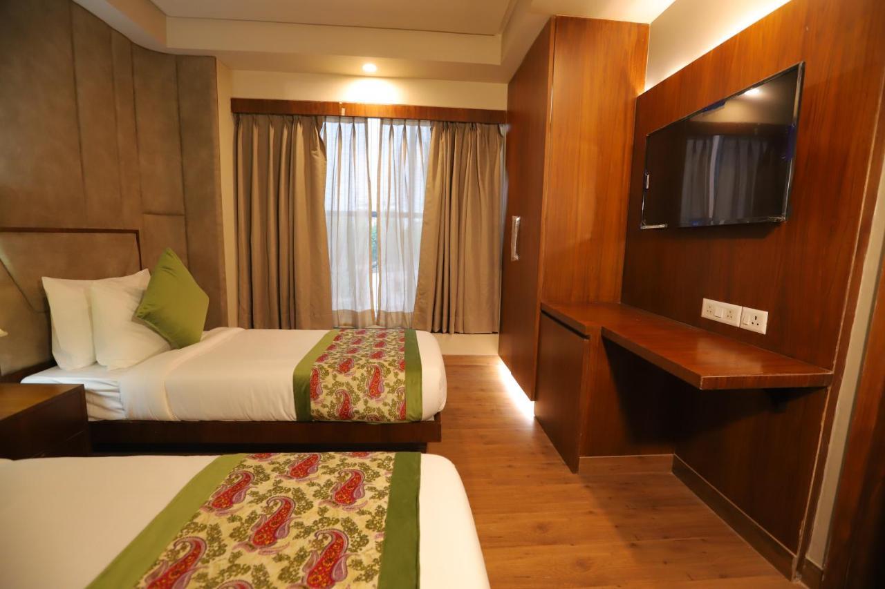 Ip Royal Hotel - Neu-Delhi Exterior foto